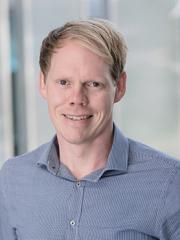Dr Nathan Fox Dr Nathan Fox