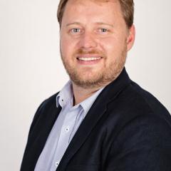 Dr Luke Keeney