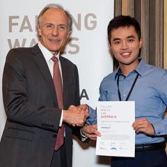 PhD student Ziming Ye with Dr Alan Finkel at Falling Walls Lab Australia