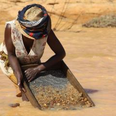 Madagascar’s mining women unearth their potential